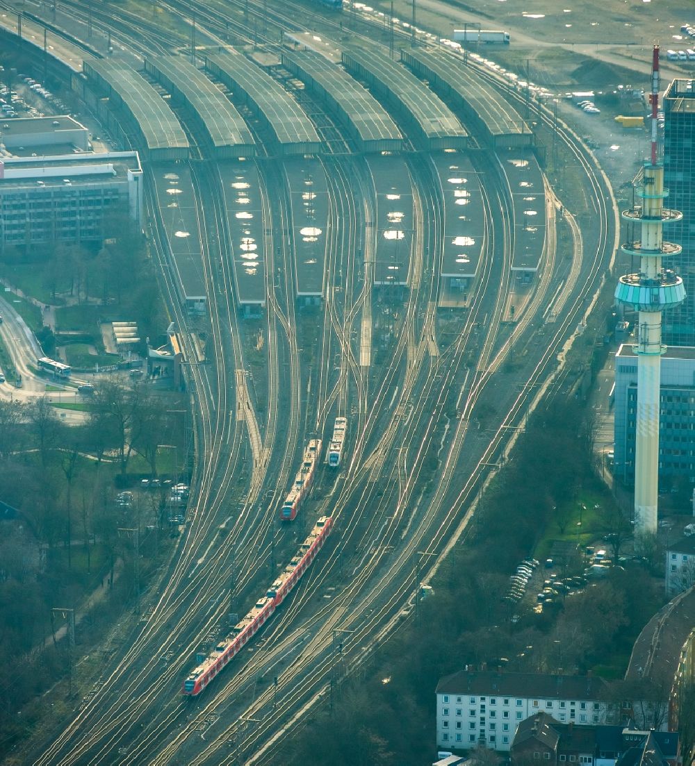 Luftbild Duisburg - Hauptbahnhof der Deutschen Bahn in Duisburg im Bundesland Nordrhein-Westfalen