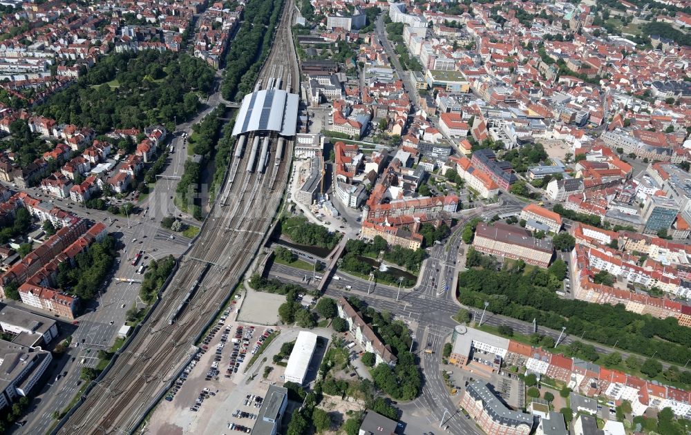Luftaufnahme Erfurt - Hauptbahnhof der Deutschen Bahn in Erfurt im Bundesland Thüringen, Deutschland