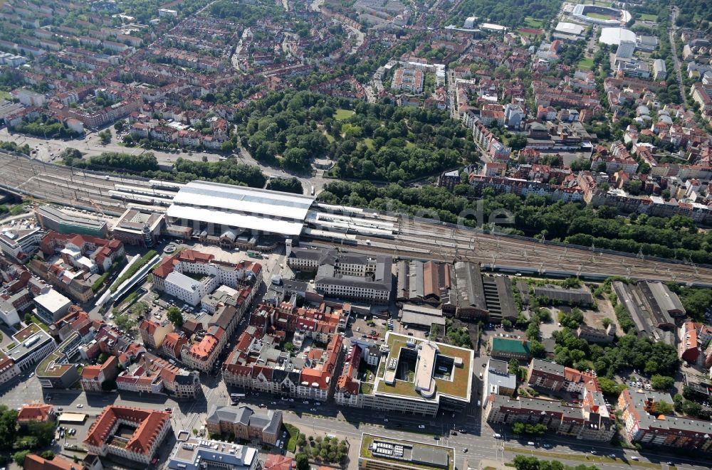 Erfurt von oben - Hauptbahnhof der Deutschen Bahn in Erfurt im Bundesland Thüringen, Deutschland