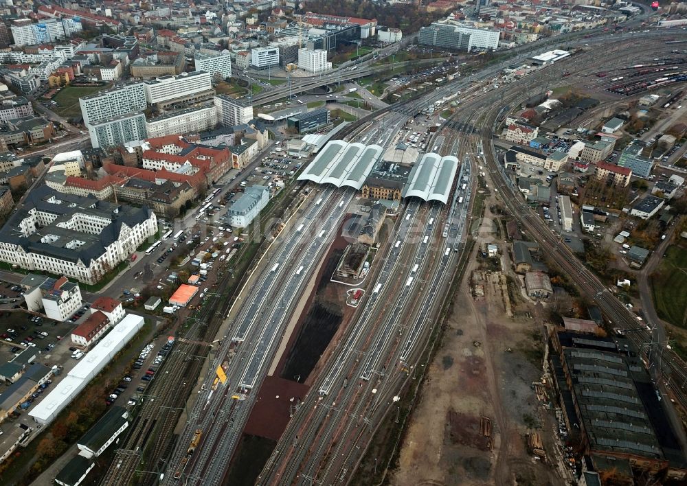 Luftbild Halle (Saale) - Hauptbahnhof der Deutschen Bahn in Halle (Saale) im Bundesland Sachsen-Anhalt, Deutschland