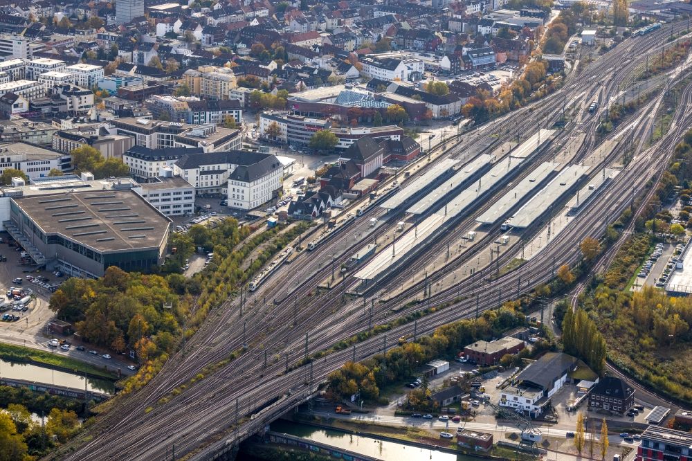 Hamm aus der Vogelperspektive: Hauptbahnhof der Deutschen Bahn in Hamm im Bundesland Nordrhein-Westfalen, Deutschland