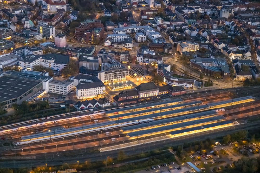 Hamm von oben - Hauptbahnhof der Deutschen Bahn in Hamm im Bundesland Nordrhein-Westfalen, Deutschland