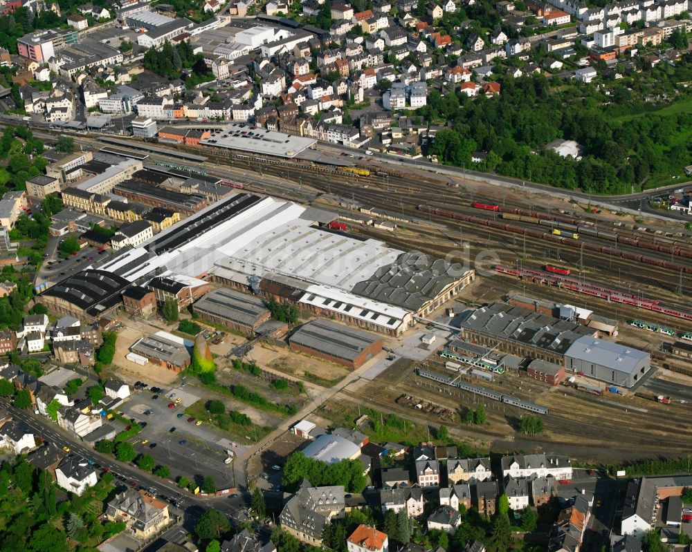 Limburg an der Lahn aus der Vogelperspektive: Hauptbahnhof der Deutschen Bahn in Limburg an der Lahn im Bundesland Hessen, Deutschland