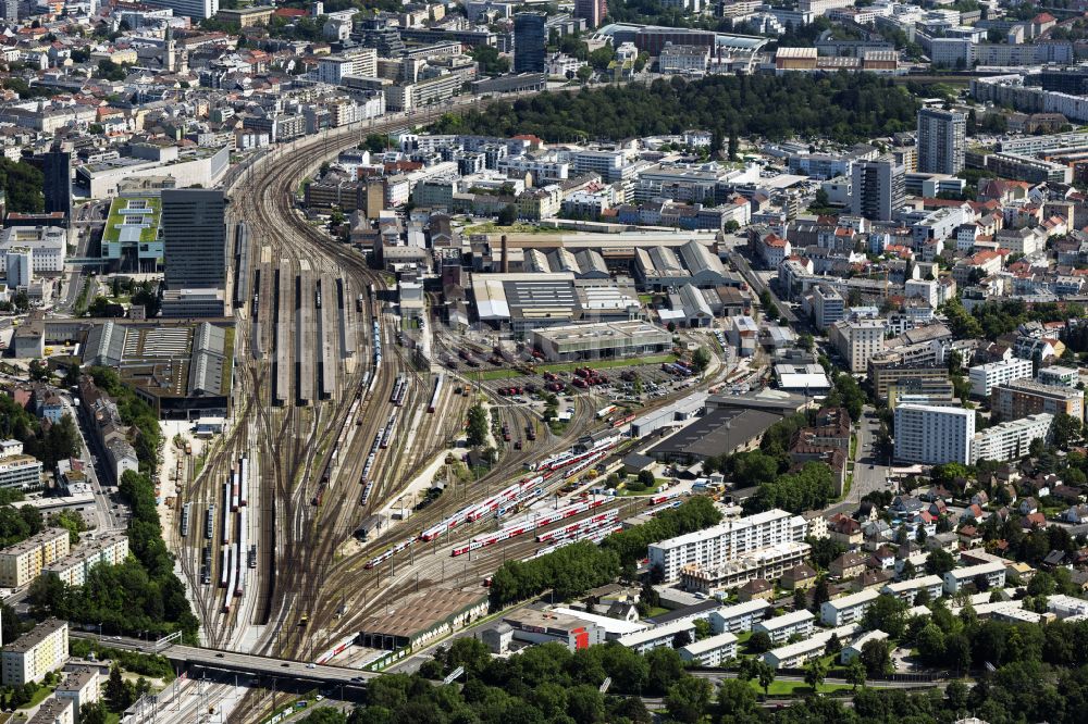 Luftbild Linz - Hauptbahnhof der Deutschen Bahn in Linz in Oberösterreich, Österreich