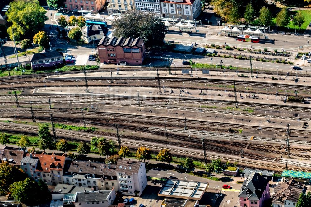 Luftbild Offenburg - Hauptbahnhof der Deutschen Bahn in Offenburg im Bundesland Baden-Württemberg, Deutschland
