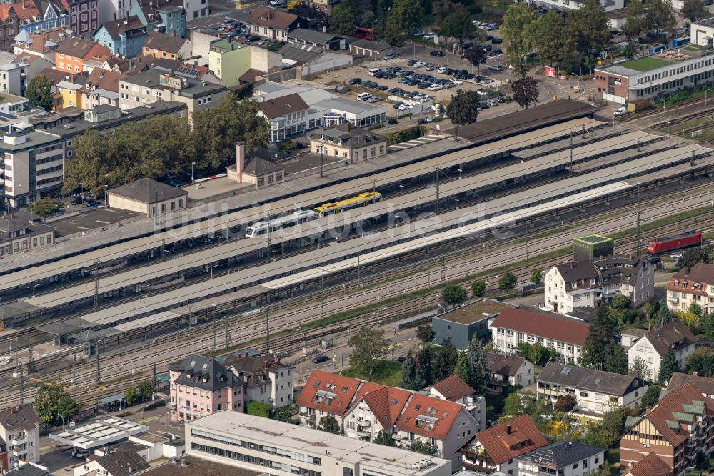 Luftbild Offenburg - Hauptbahnhof der Deutschen Bahn in Offenburg im Bundesland Baden-Württemberg, Deutschland