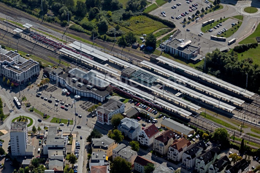 Luftbild Rostock - Hauptbahnhof der Deutschen Bahn in Rostock im Bundesland , Deutschland