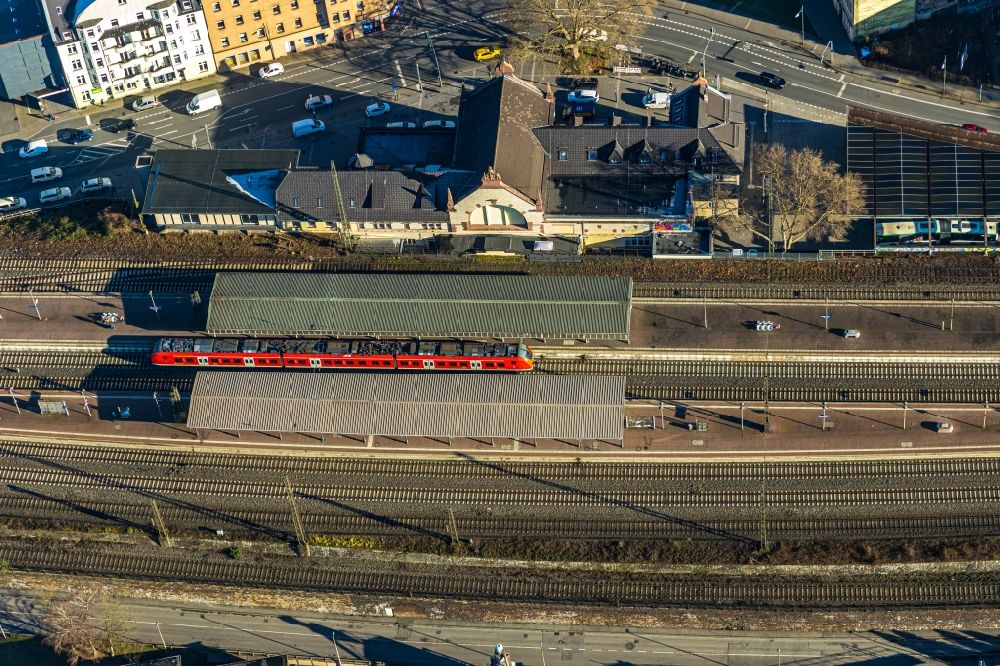 Luftbild Witten - Hauptbahnhof der Deutschen Bahn in Witten im Bundesland Nordrhein-Westfalen, Deutschland