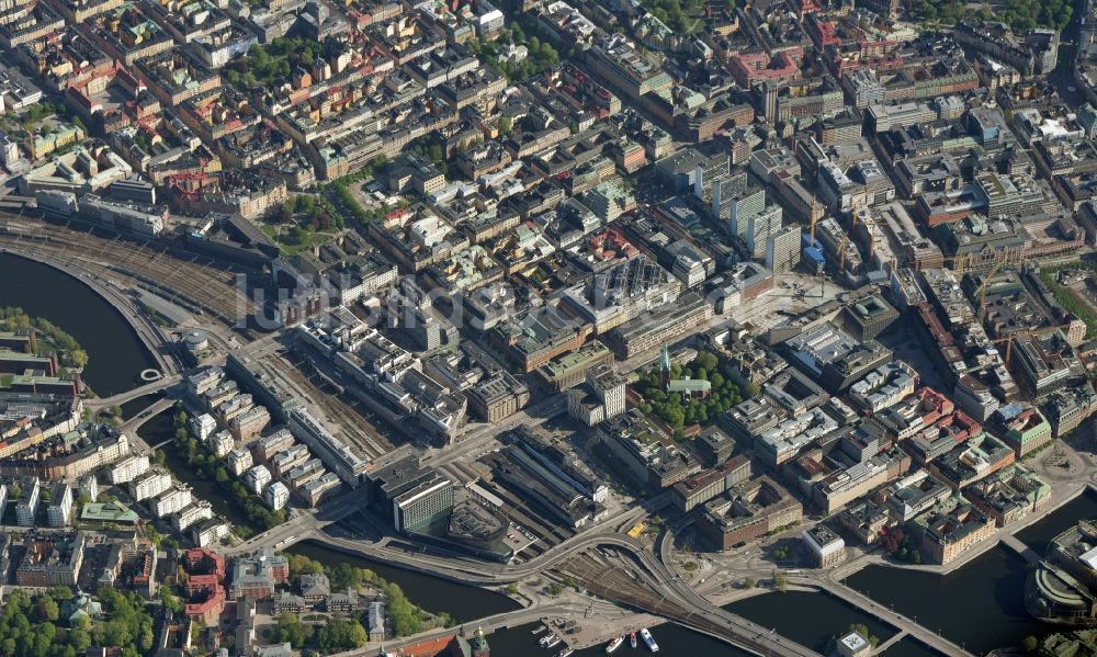 Stockholm von oben - Hauptbahnhof Stockholms Centralstation im Ortsteil Norrmalm in Stockholm in Stockholms län, Schweden
