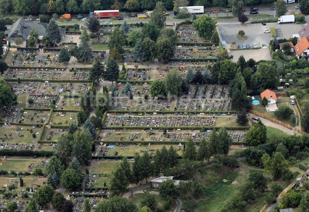 Luftaufnahme Heilbad Heiligenstadt - Hauptfriedhof von Heilbad Heiligenstadt in Thüringen