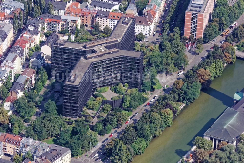 Luftaufnahme München - Hauptgebäude des Europäischen Patentamts EPA in München im Bundesland Bayern