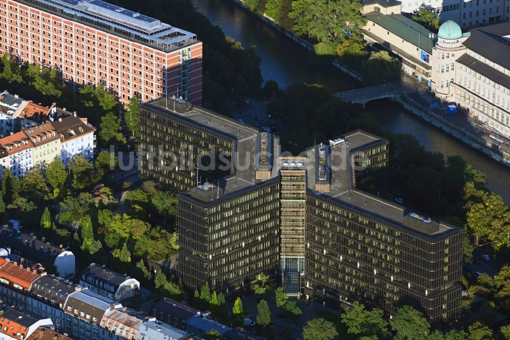 Luftaufnahme München - Hauptgebäude des Europäischen Patentamts EPA in München im Bundesland Bayern