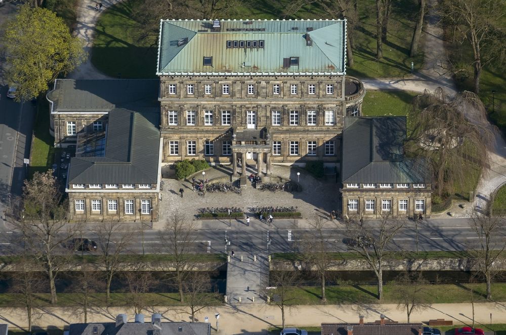 Luftbild Detmold - Hauptgebäude der Hochschule für Musik im Neuen Palais in der Neustadt 22 in Detmold im Bundesland Nordrhein-Westfalen