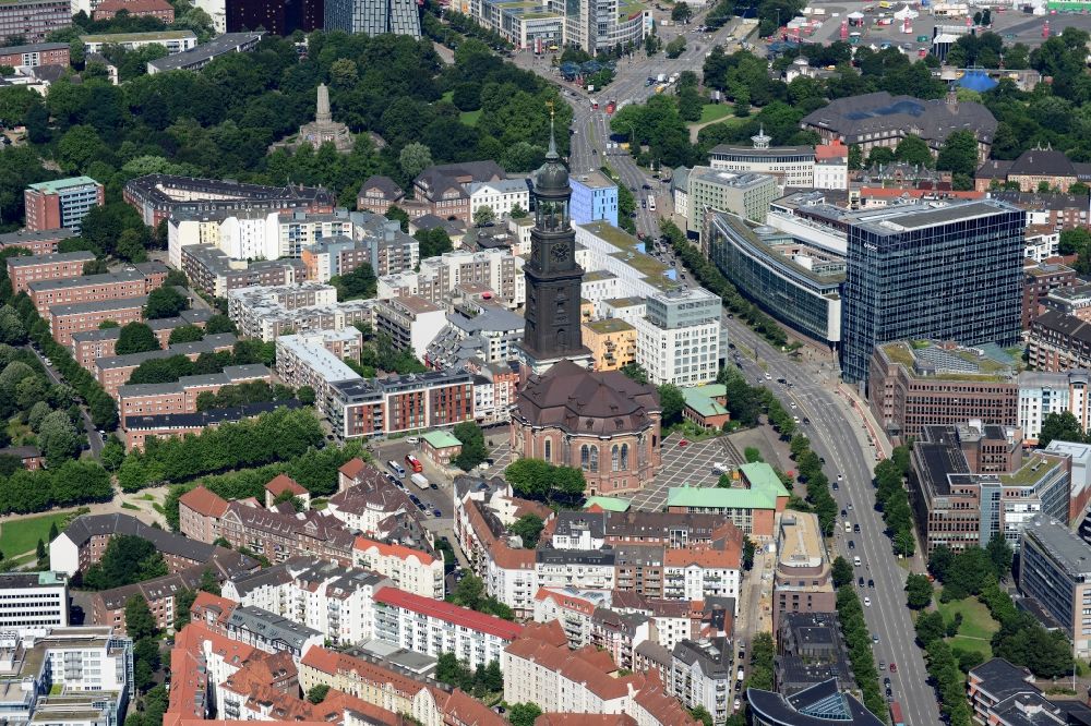 Luftaufnahme Hamburg - Hauptkirche Sankt Michaelis in Hamburg