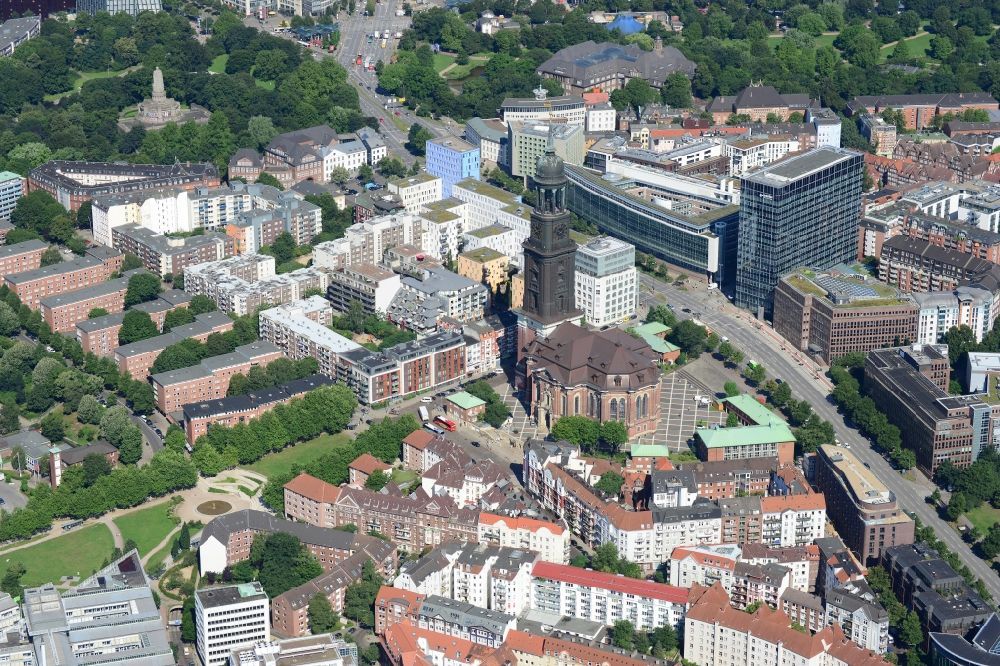 Luftaufnahme Hamburg - Hauptkirche Sankt Michaelis in Hamburg