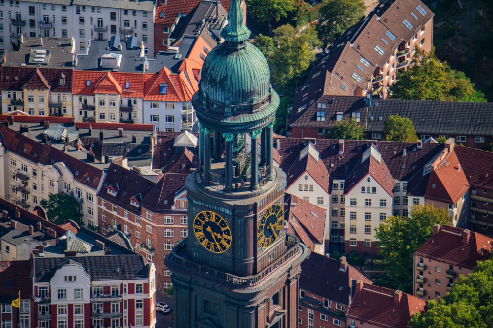 Hamburg aus der Vogelperspektive: Hauptkirche Sankt Michaelis in Hamburg