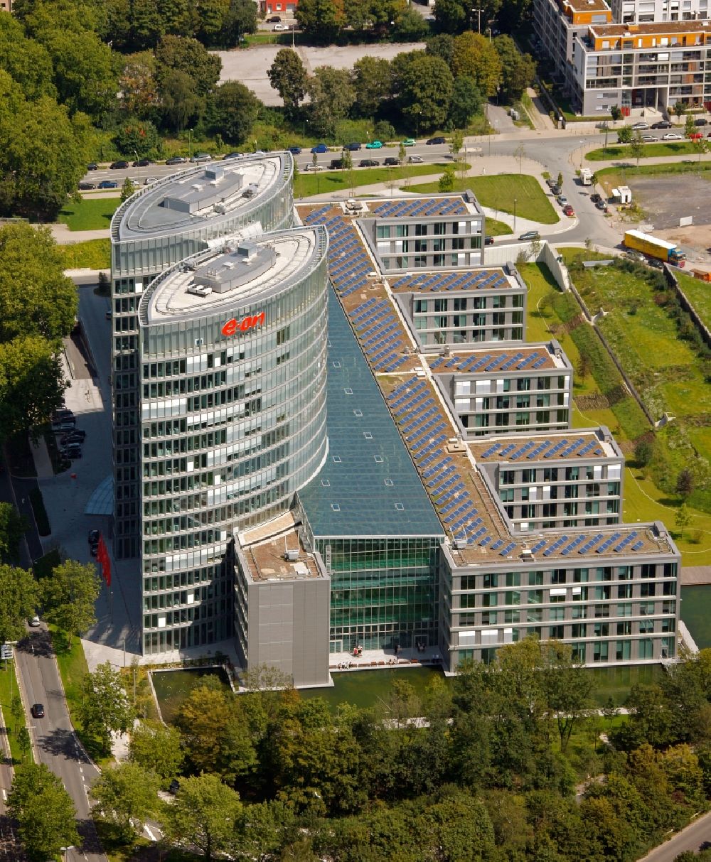 Luftaufnahme Essen OT Rüttenscheid - Hauptverwaltungsgebäude der E.ON Ruhrgas AG im Stadtteil Rüttenscheid in Essen im Bundesland Nordrhein-Westfalen