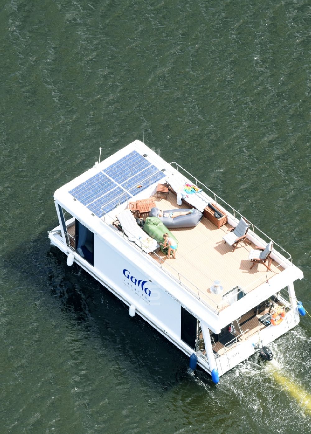 Luftbild Schwielowsee - Hausboot der Galla Yachting & Real Estate GmbH auf dem Schwielowsee im Bundesland Brandenburg, Deutschland