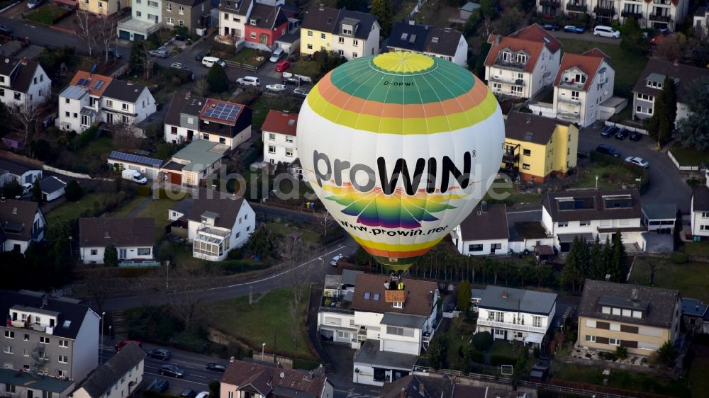 Luftaufnahme Bonn - Heißluftballon in Fahrt über Bonn im Bundesland Nordrhein-Westfalen, Deutschland