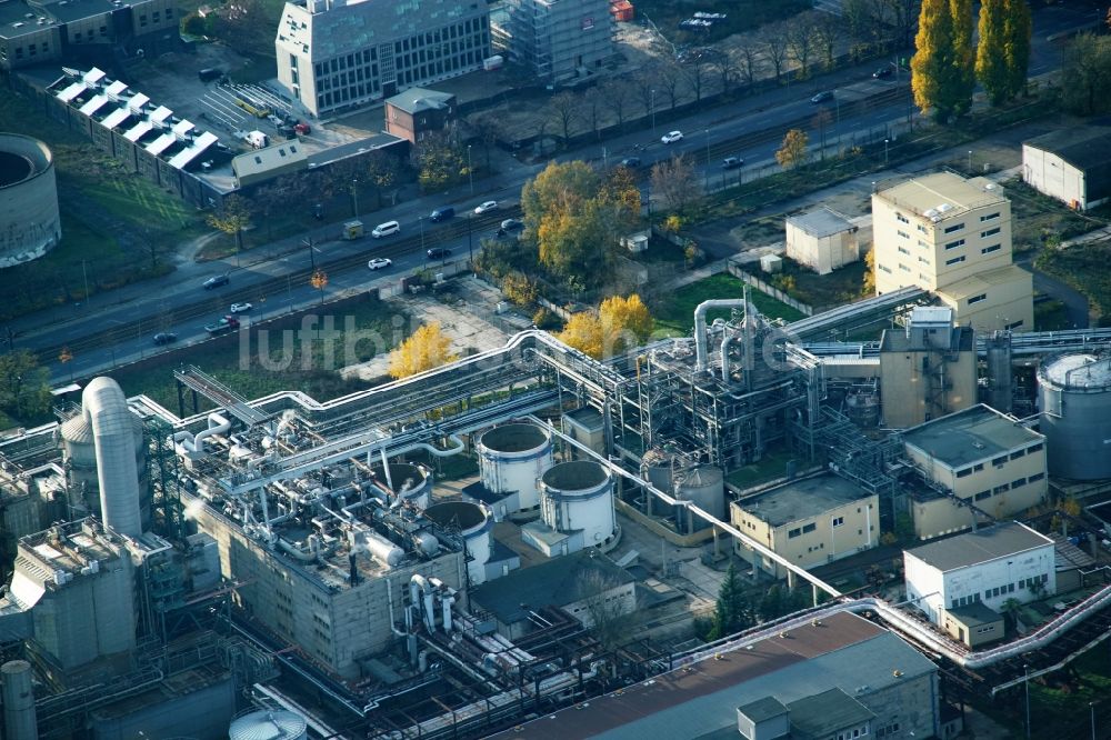 Berlin aus der Vogelperspektive: Heizkraftwerk Klingenberg an der Köpenicker Chaussee in Berlin- Rummelsburg