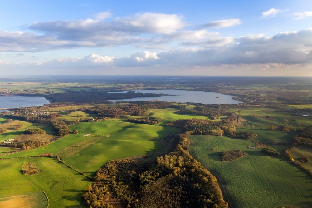 Luftbild Prillwitz - Herbstlandschaft mit Wiesen und Feldern bei Prillwitz im Bundesland Mecklenburg-Vorpommern