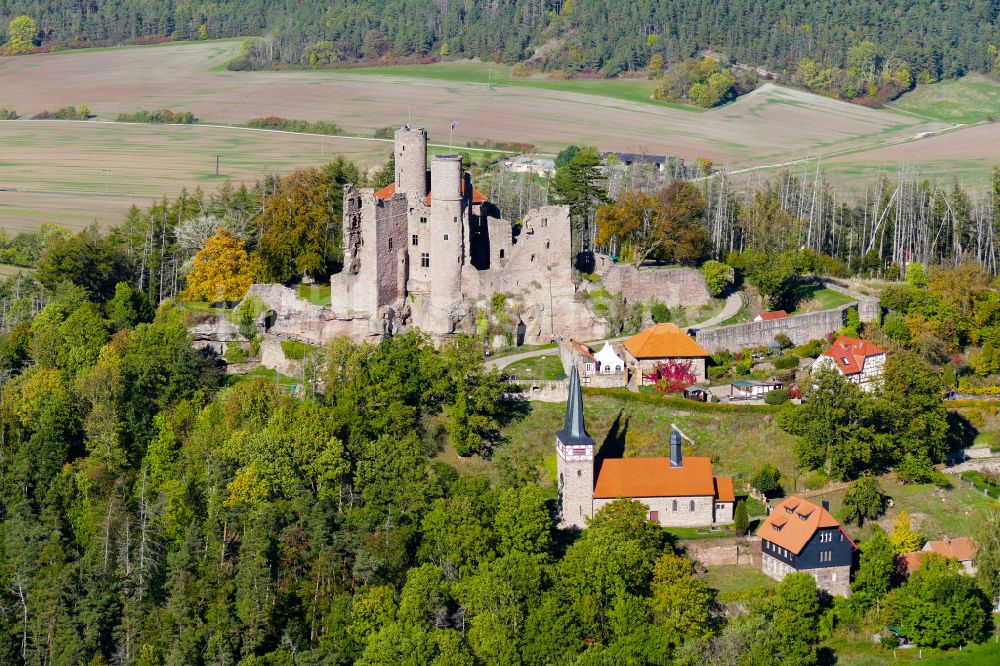 Bornhagen aus der Vogelperspektive: Herbstluftbild Burg Hanstein in Bornhagen im Bundesland Thüringen, Deutschland