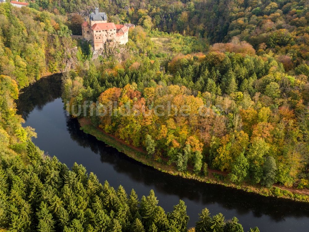 Luftbild Kriebstein - Herbstluftbild Burg am Schloßberg im Ortsteil Kriebethal in Kriebstein im Bundesland Sachsen, Deutschland
