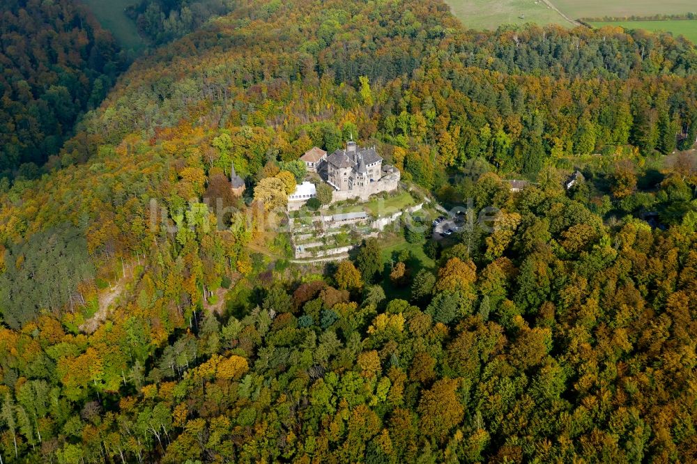 Luftaufnahme Witzenhausen - Herbstluftbild Burganlage des Schloss Berlepsch in Witzenhausen im Bundesland Hessen