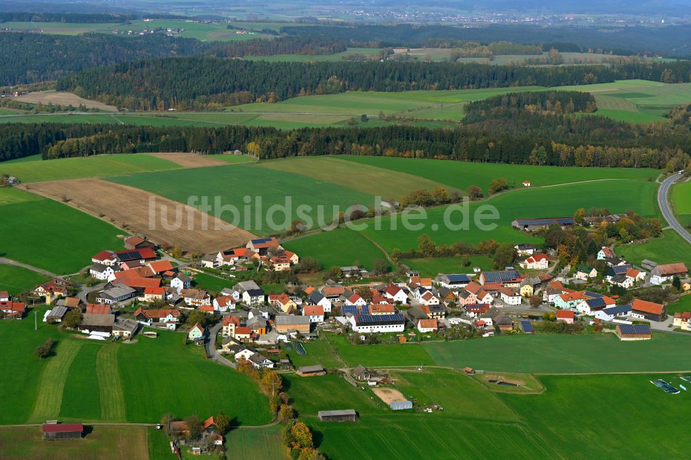 Großenschwand aus der Vogelperspektive: Herbstluftbild Dorfansicht in Großenschwand im Bundesland Bayern, Deutschland