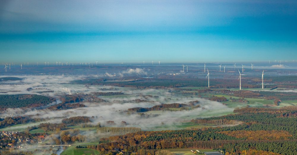 Luftaufnahme Ahsen - Herbstluftbild Dunst- Wetterlage am Fluss Lippe in Ahsen im Bundesland Nordrhein-Westfalen, Deutschland