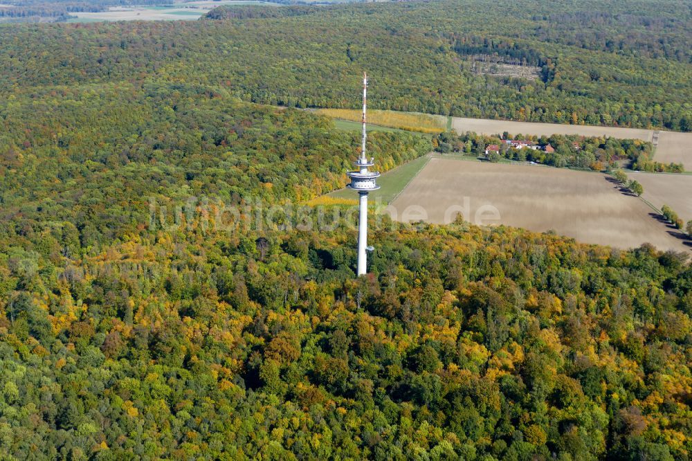 Göttingen aus der Vogelperspektive: Herbstluftbild Funkturm und Sendeanlage als Grundnetzsender in Göttingen im Bundesland Niedersachsen, Deutschland
