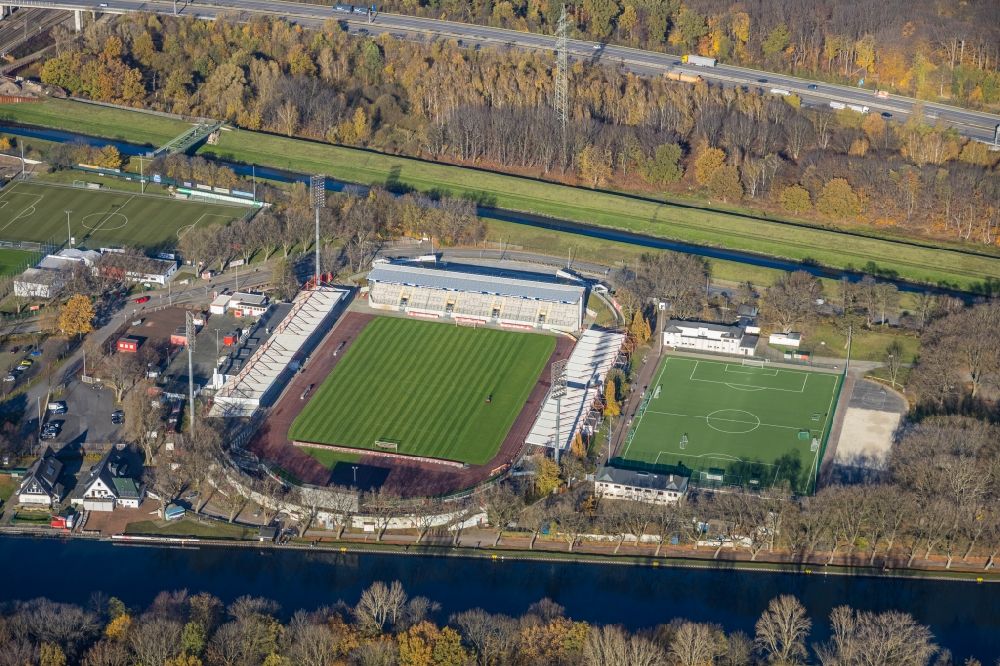 Oberhausen aus der Vogelperspektive: Herbstluftbild Fussballstadion Stadion Niederrhein in Oberhausen im Bundesland Nordrhein-Westfalen, Deutschland