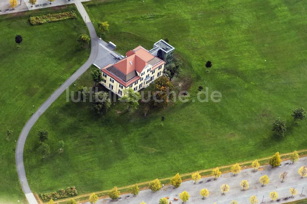 Fürth aus der Vogelperspektive: Herbstluftbild Gebäudekomplex der Hochschule Wilhelm Löhe in Fürth im Bundesland Bayern, Deutschland