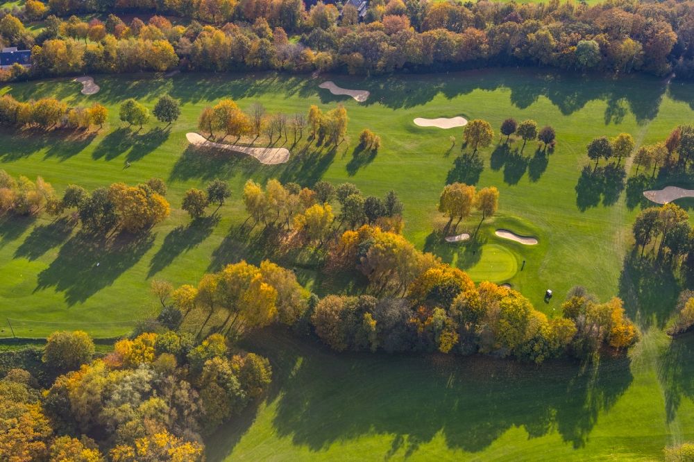 Luftaufnahme Bochum - Herbstluftbild Golfplatz Bochumer Golfclub e.V. Im Mailand in Bochum im Bundesland Nordrhein-Westfalen, Deutschland