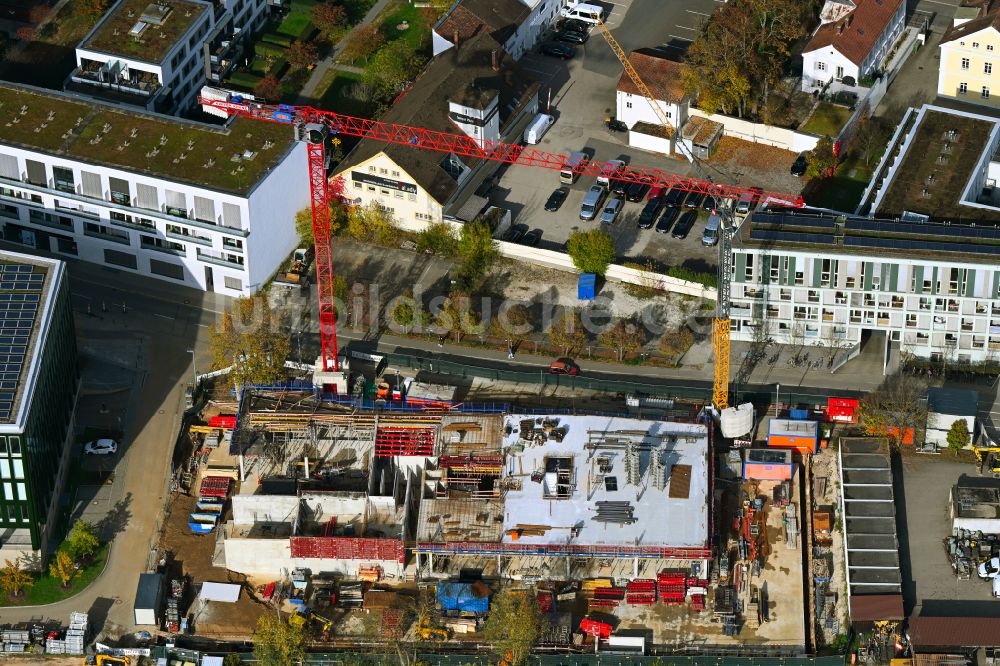 Luftaufnahme Regensburg - Herbstluftbild Neubau eines Bürogebäudes Be orange im Ortsteil Innenstadt in Regensburg im Bundesland Bayern, Deutschland