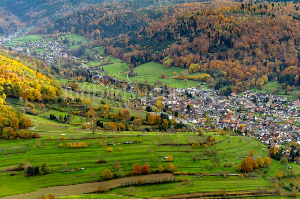 Münchweier von oben - Herbstluftbild Ortsansicht in Münchweier im Bundesland Baden-Württemberg, Deutschland