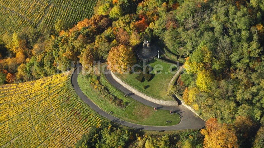 Bad Honnef von oben - Herbstluftbild Ulanendenkmal in Rhöndorf im Bundesland Nordrhein-Westfalen, Deutschland