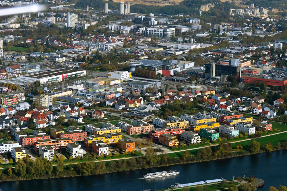 Luftaufnahme Regensburg - Herbstluftbild Wohngebiet der Mehrfamilienhaussiedlung in der Paarstraße in Regensburg im Bundesland Bayern, Deutschland