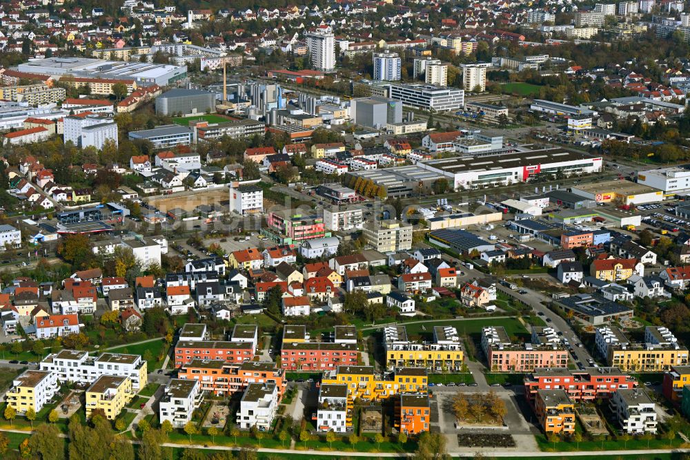 Regensburg von oben - Herbstluftbild Wohngebiet der Mehrfamilienhaussiedlung in der Paarstraße in Regensburg im Bundesland Bayern, Deutschland