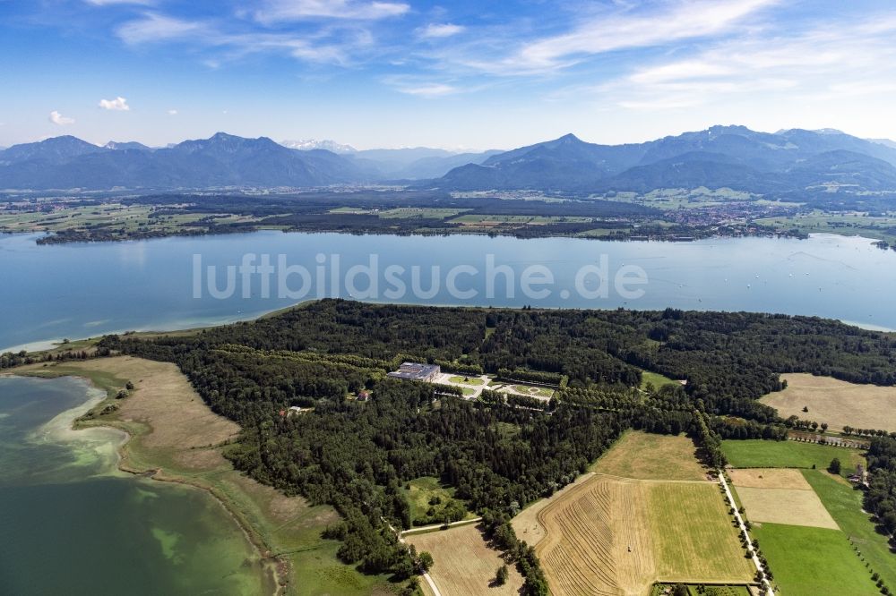 Luftaufnahme Chiemsee - Herreninsel auf dem Chiemsee im Bundesland Bayern, Deutschland