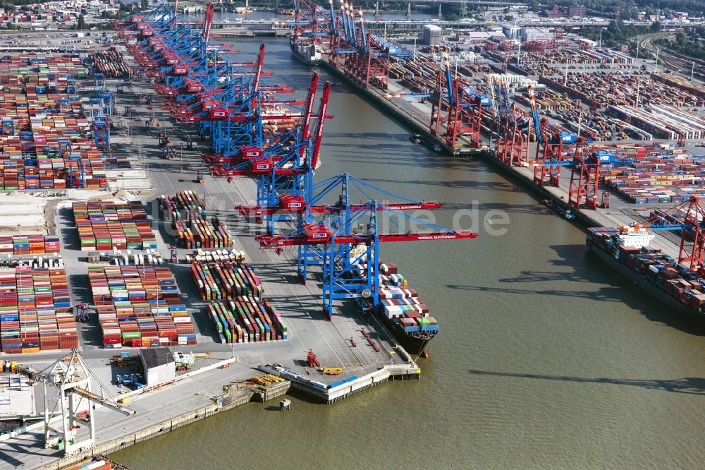 Hamburg von oben - HHLA Logistics Container Terminal Burchhardkai am Hamburger Hafen / Waltershofer Hafen in Hamburg