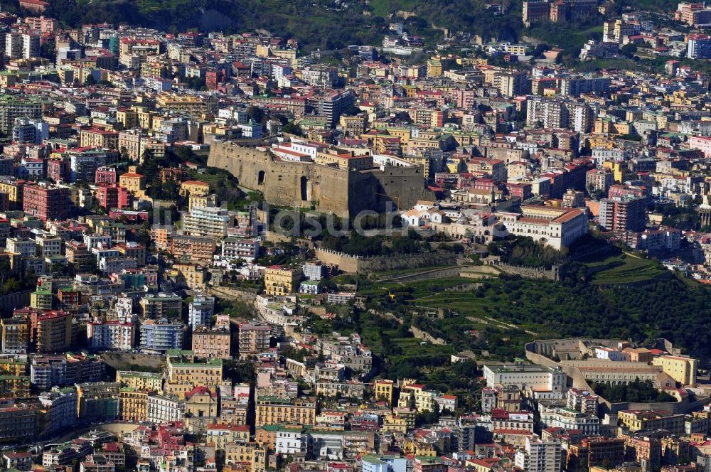 Neapel aus der Vogelperspektive: Historische Altstadt von Neapel in Italien