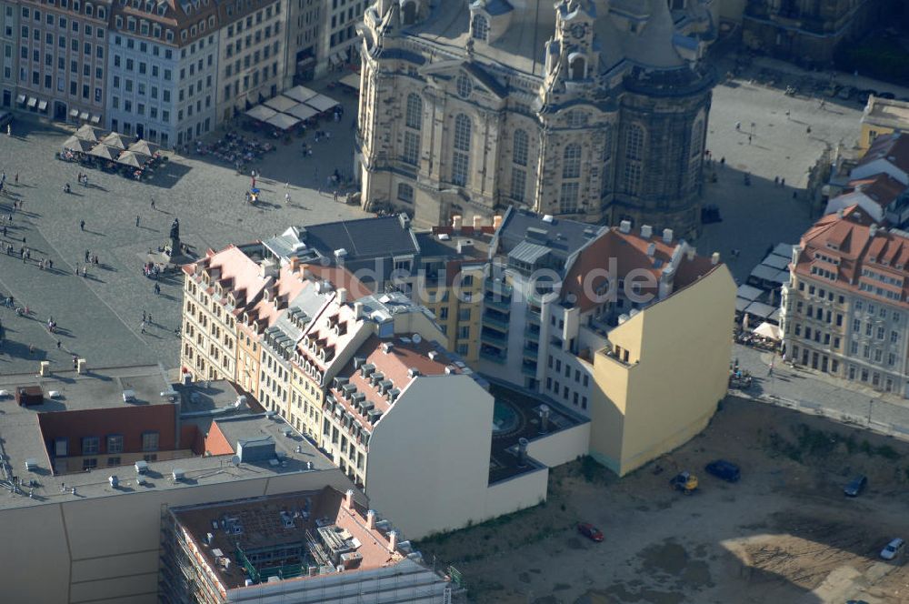 Dresden aus der Vogelperspektive: Historische Bürgerhäuser auf dem Neumarkt in Dresden