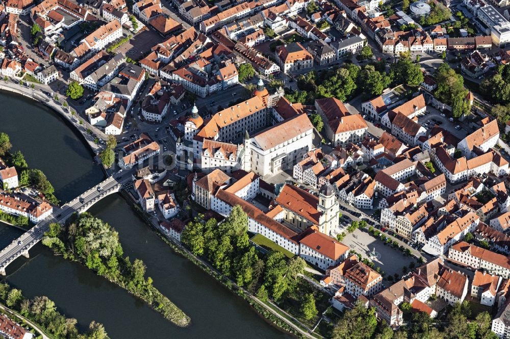 Luftbild Neuburg an der Donau - Historisches Altstadt- Zentrum von Neuburg an der Donau im Bundesland Bayern