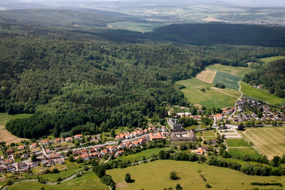 Luftaufnahme Emmerthal - Hämelschenburg in Emmerthal im Bundesland Niedersachsen
