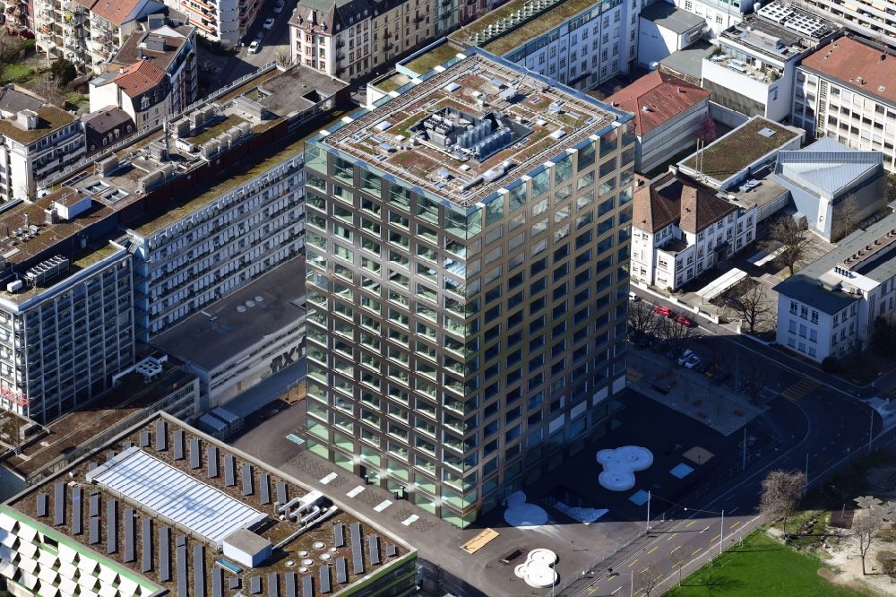 Luftaufnahme Basel - Hochhaus Biozentrum der Universität Basel in Basel in der Schweiz