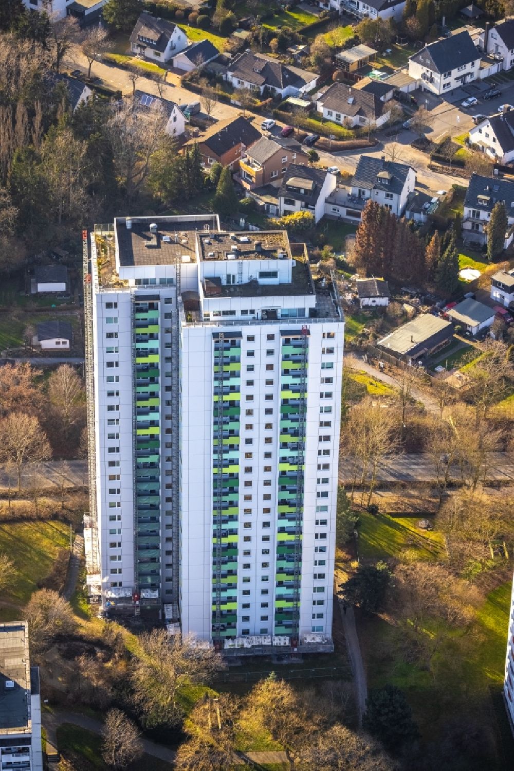 Luftaufnahme Hagen - Hochhaus- Gebäude im Wohngebiet an der Pappelstraße in Hagen im Bundesland Nordrhein-Westfalen, Deutschland