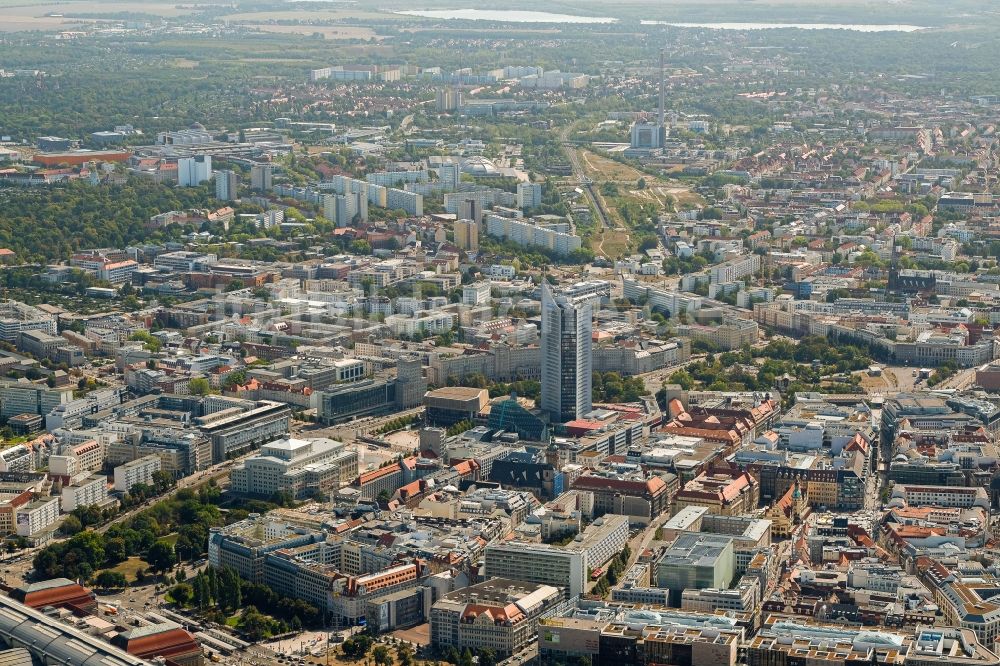 Luftaufnahme Leipzig - Hochhaus- Gebäude City-Hochhaus am Augustusplatz in Leipzig im Bundesland Sachsen