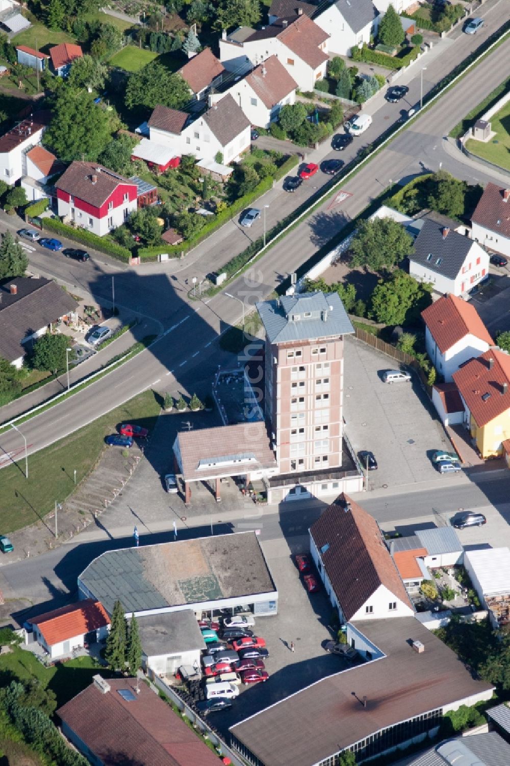 Luftbild Jockgrim - Hochhaus- Gebäude Ludovici-Hochhaus in Jockgrim im Bundesland Rheinland-Pfalz, Deutschland