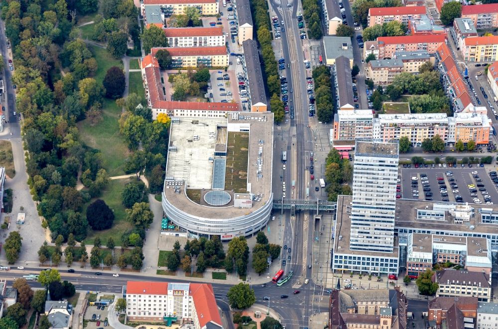 Luftbild Frankfurt (Oder) - Hochhaus- Gebäude DER ODERTURM an den Lenne Passagen in Frankfurt (Oder) im Bundesland Brandenburg